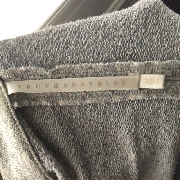 Truth and pride grey jacket with white leather sleeves - Picture 6 of 6